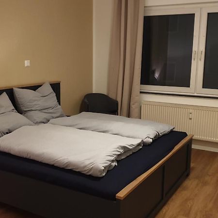 3-Zimmer Mitten In Siegburg Buitenkant foto